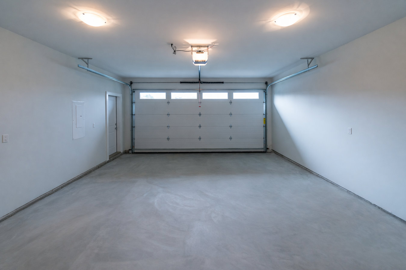Garage floor concrete in Merced, CA